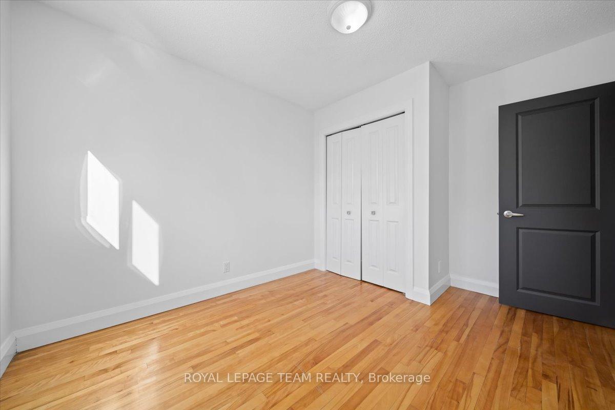 Photo 18 of Unit A, 2226 Tawney Road, Ottawa, Hawthorne Meadows — HOMEH
