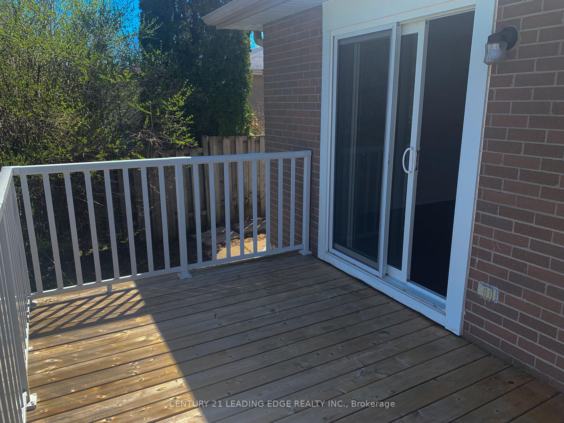 Photo 13 of 18 Devins Drive, Aurora, Aurora Heights — HOMEH