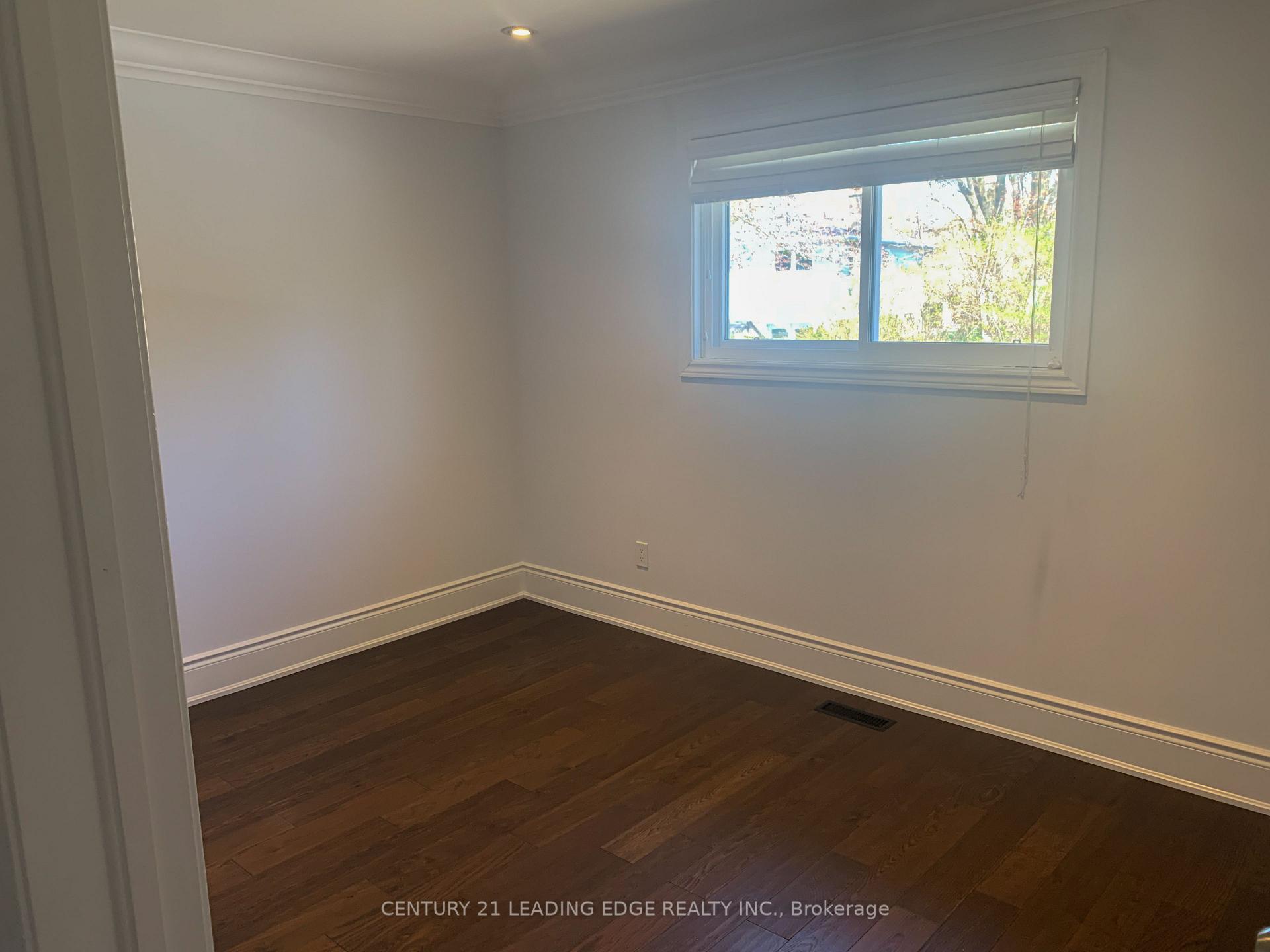 Photo 14 of 18 Devins Drive, Aurora, Aurora Heights — HOMEH
