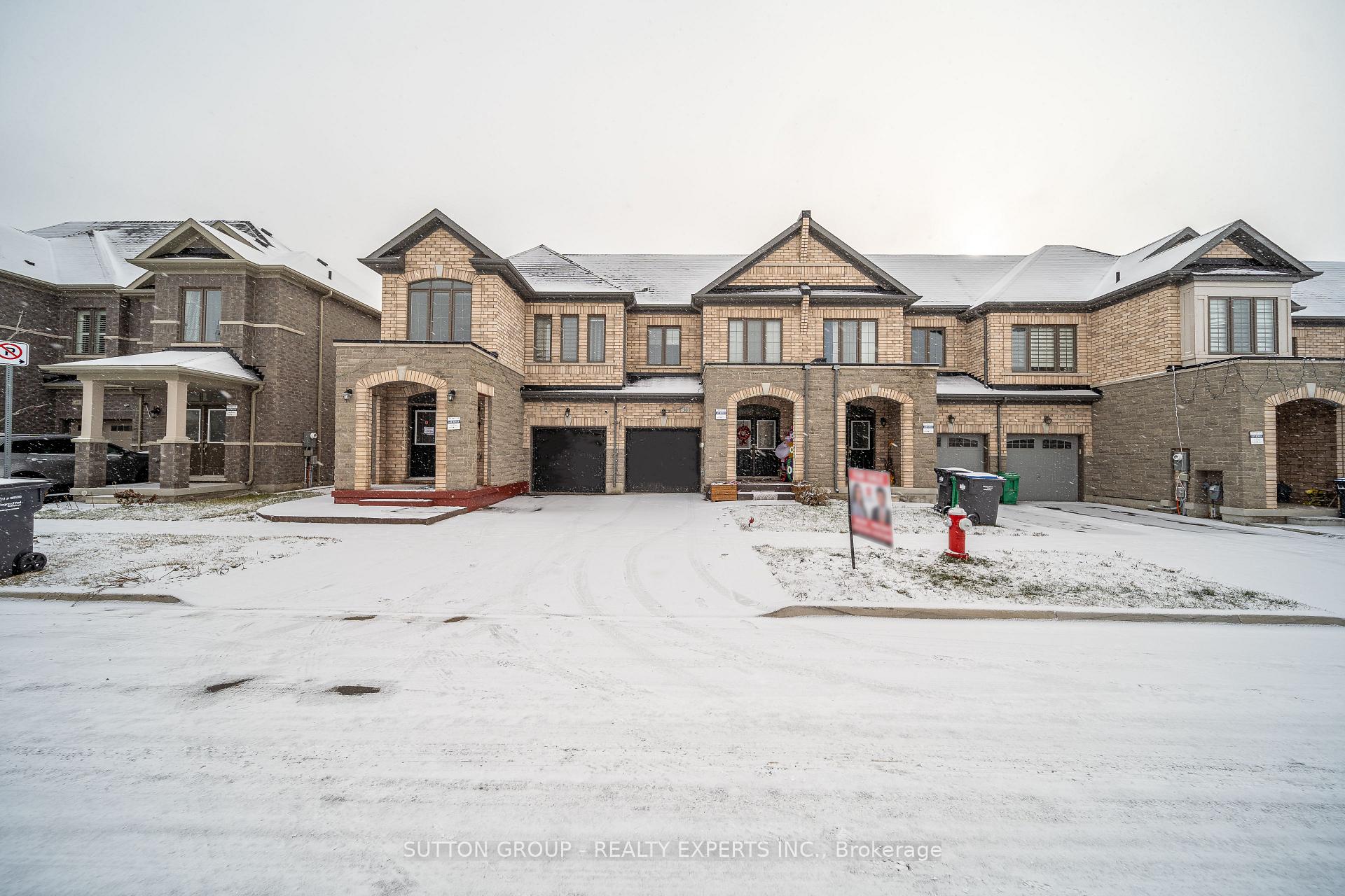 Front of 50 Adventura Road