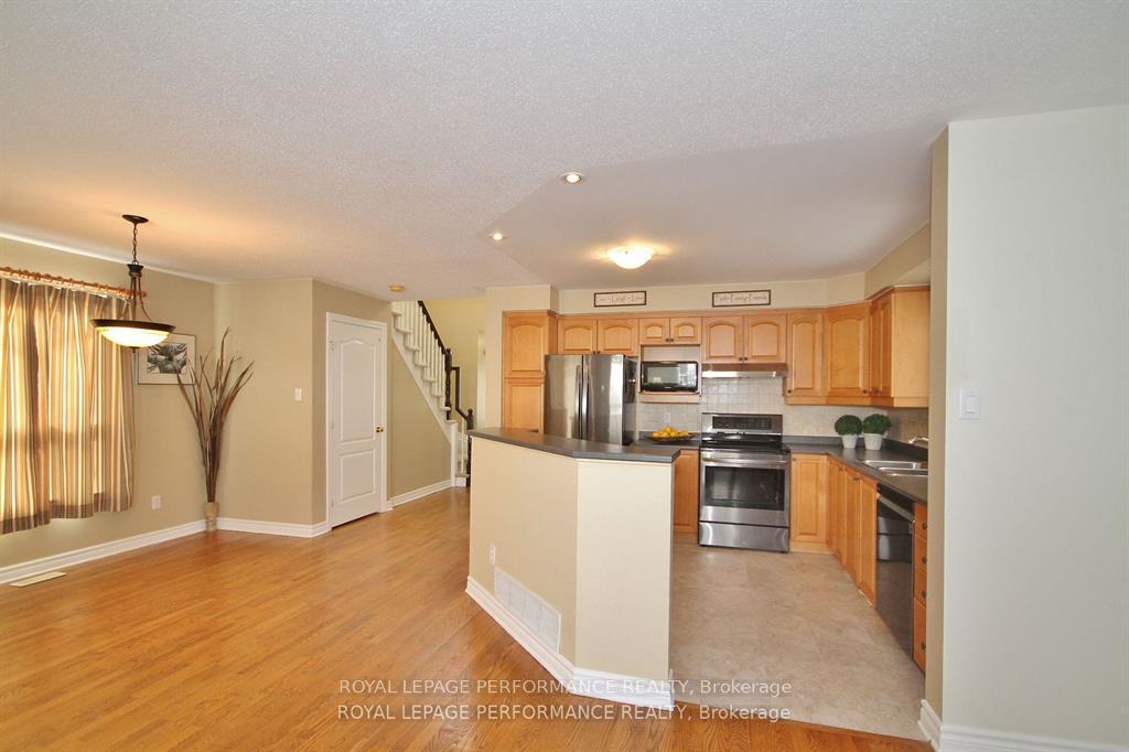 Photo 6 of 63 Ambiance Drive, Ottawa, Barrhaven East — HOMEH