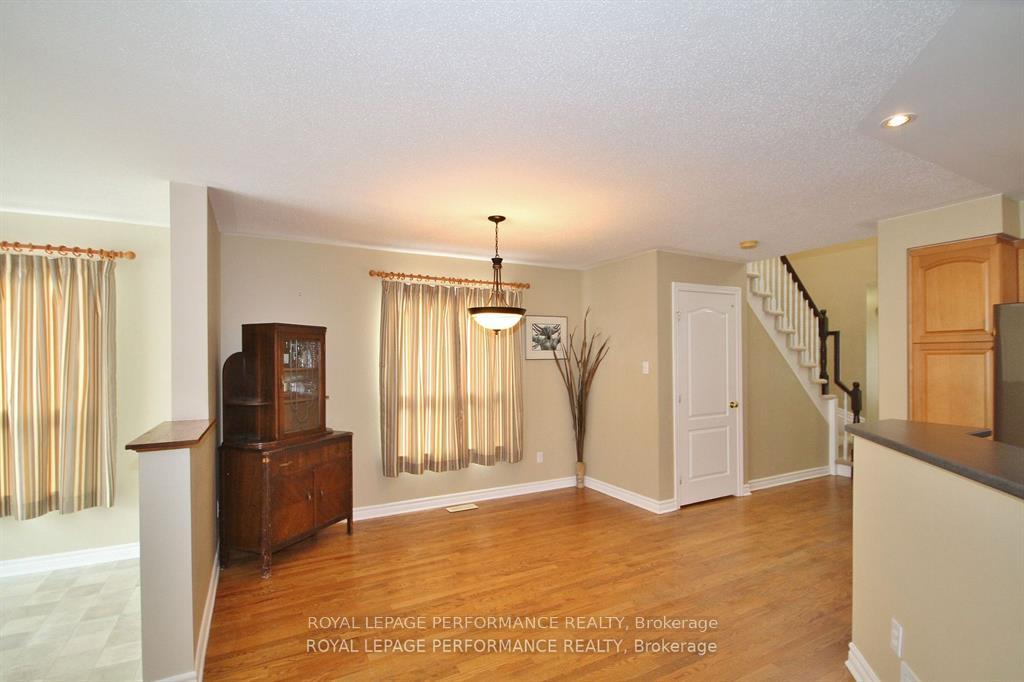 Photo 15 of 63 Ambiance Drive, Ottawa, Barrhaven East — HOMEH