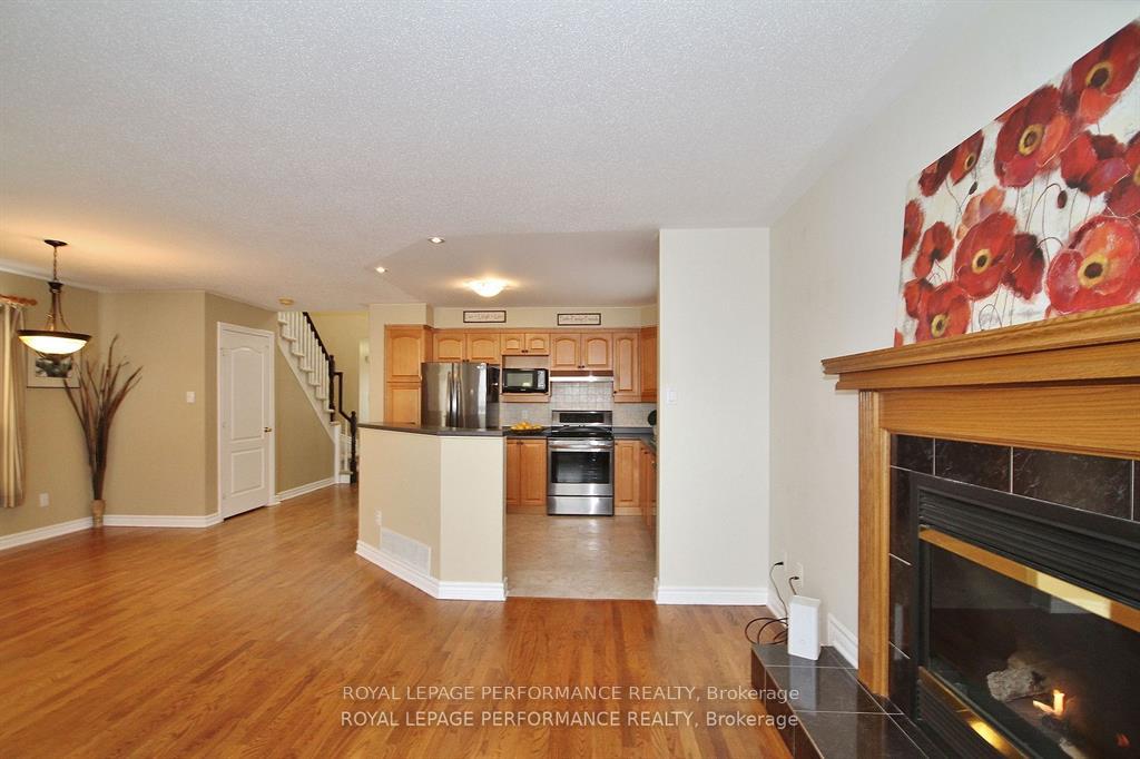 Photo 18 of 63 Ambiance Drive, Ottawa, Barrhaven East — HOMEH