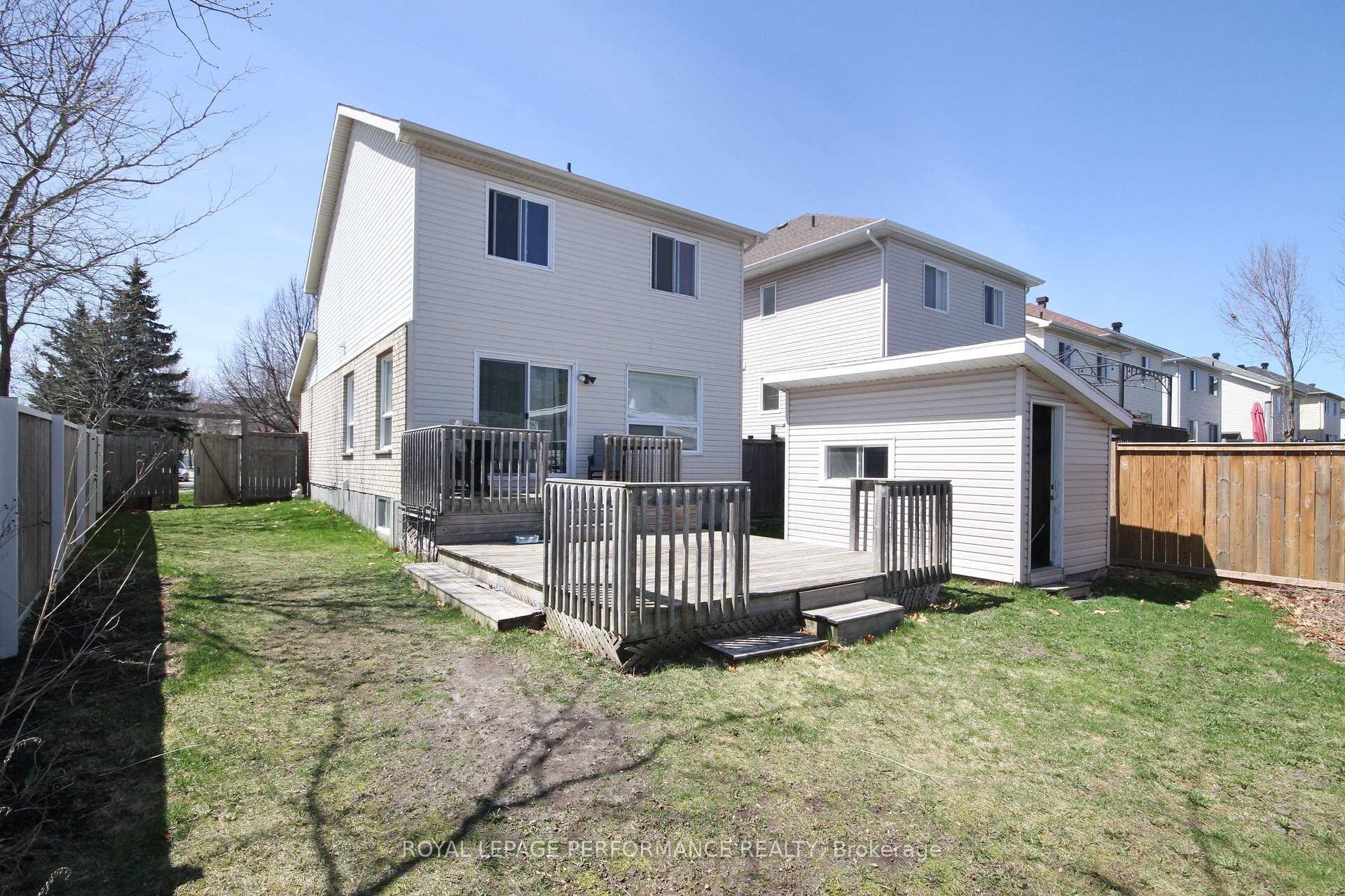 Photo 35 of 63 Ambiance Drive, Ottawa, Barrhaven East — HOMEH