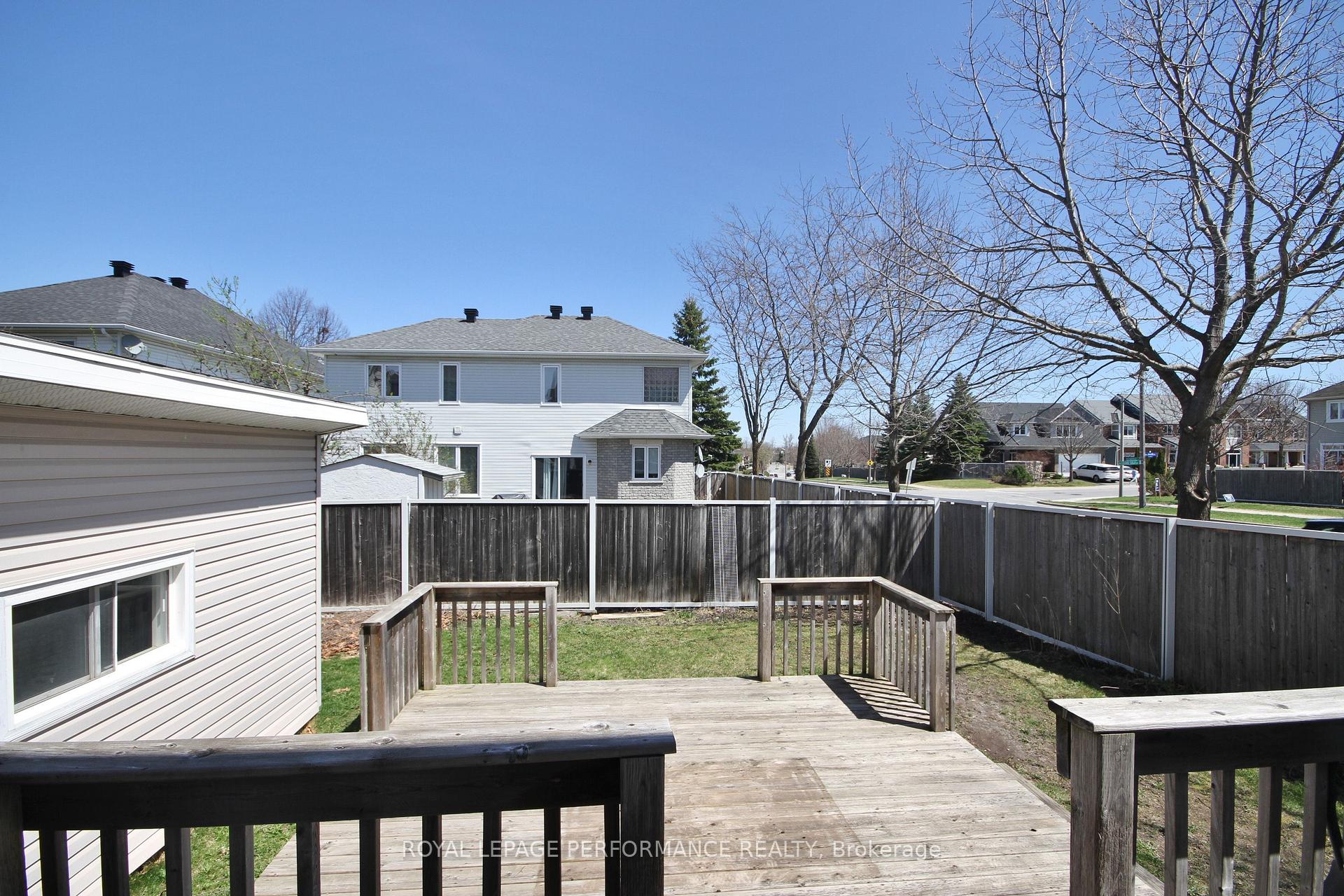 Photo 40 of 63 Ambiance Drive, Ottawa, Barrhaven East — HOMEH