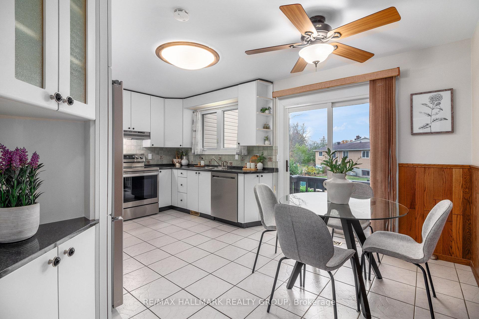 Photo 32 of 1366 Metz Crescent, Ottawa, Carson Grove — HOMEH