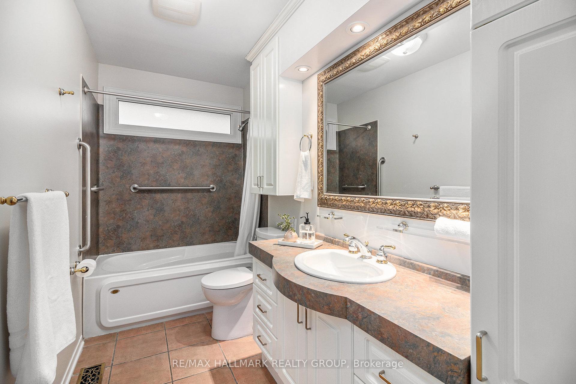 Photo 14 of 1366 Metz Crescent, Ottawa, Carson Grove — HOMEH