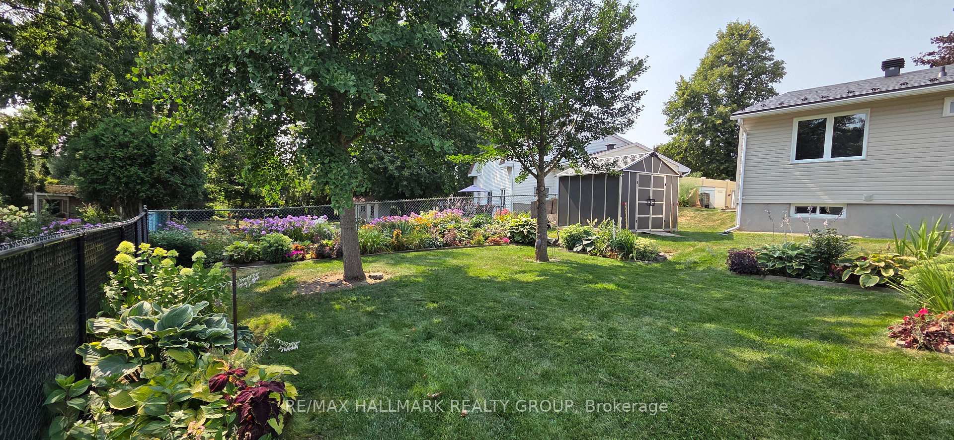 Photo 36 of 1366 Metz Crescent, Ottawa, Carson Grove — HOMEH
