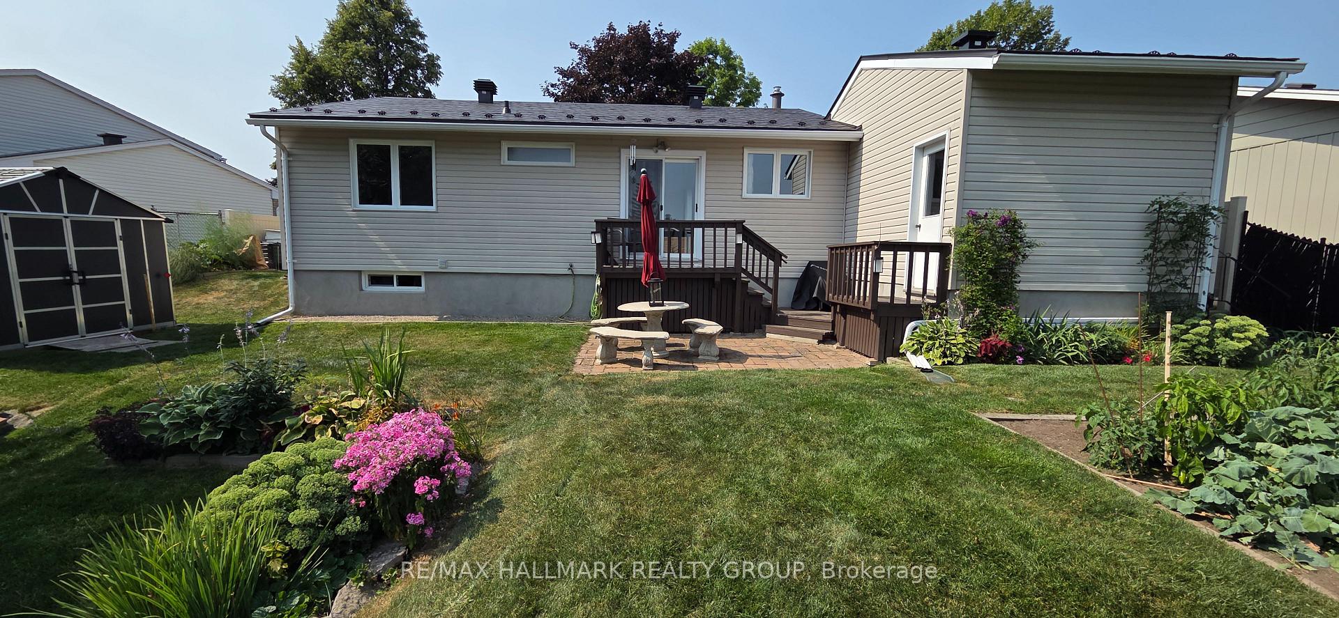 Photo 31 of 1366 Metz Crescent, Ottawa, Carson Grove — HOMEH