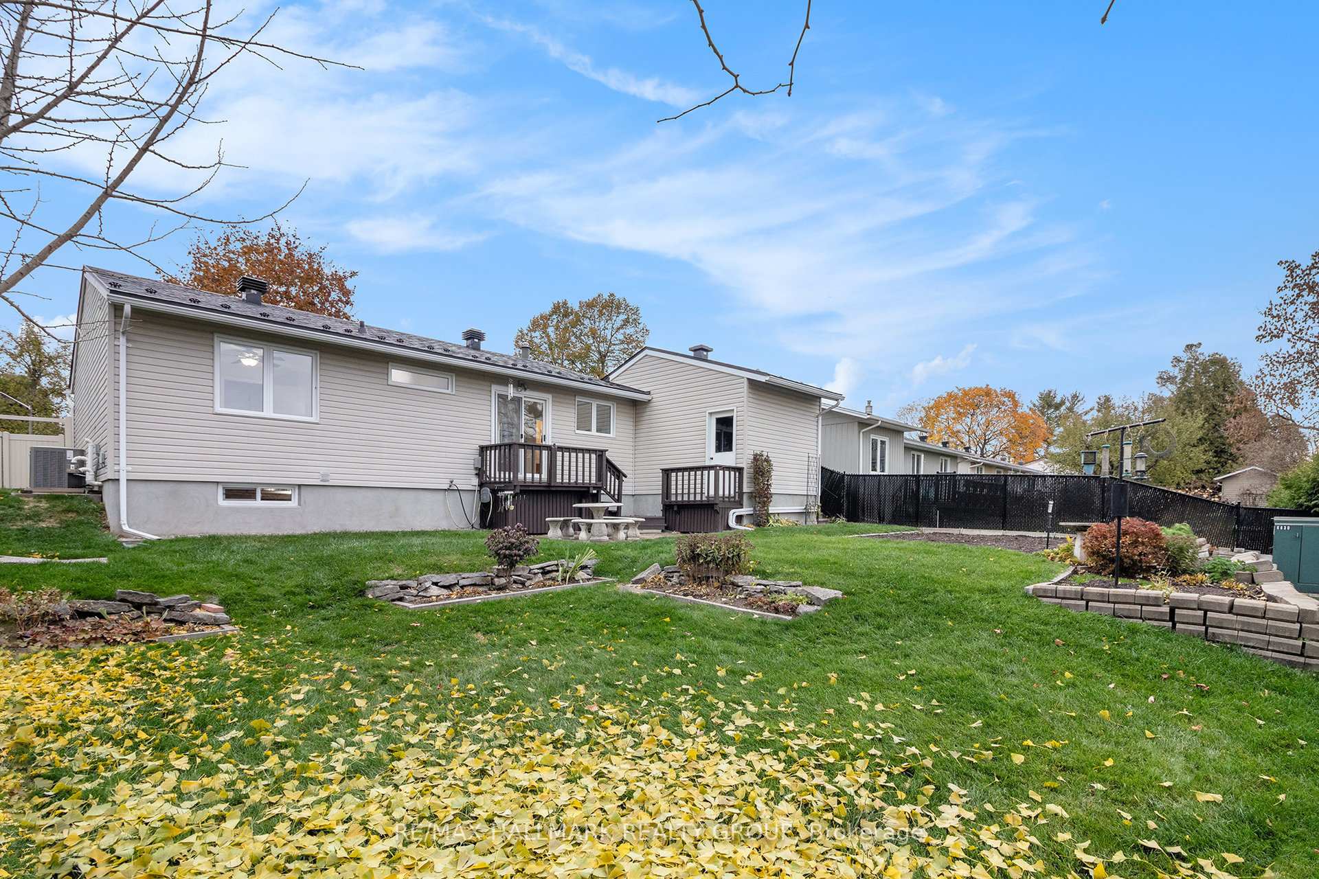 Photo 29 of 1366 Metz Crescent, Ottawa, Carson Grove — HOMEH