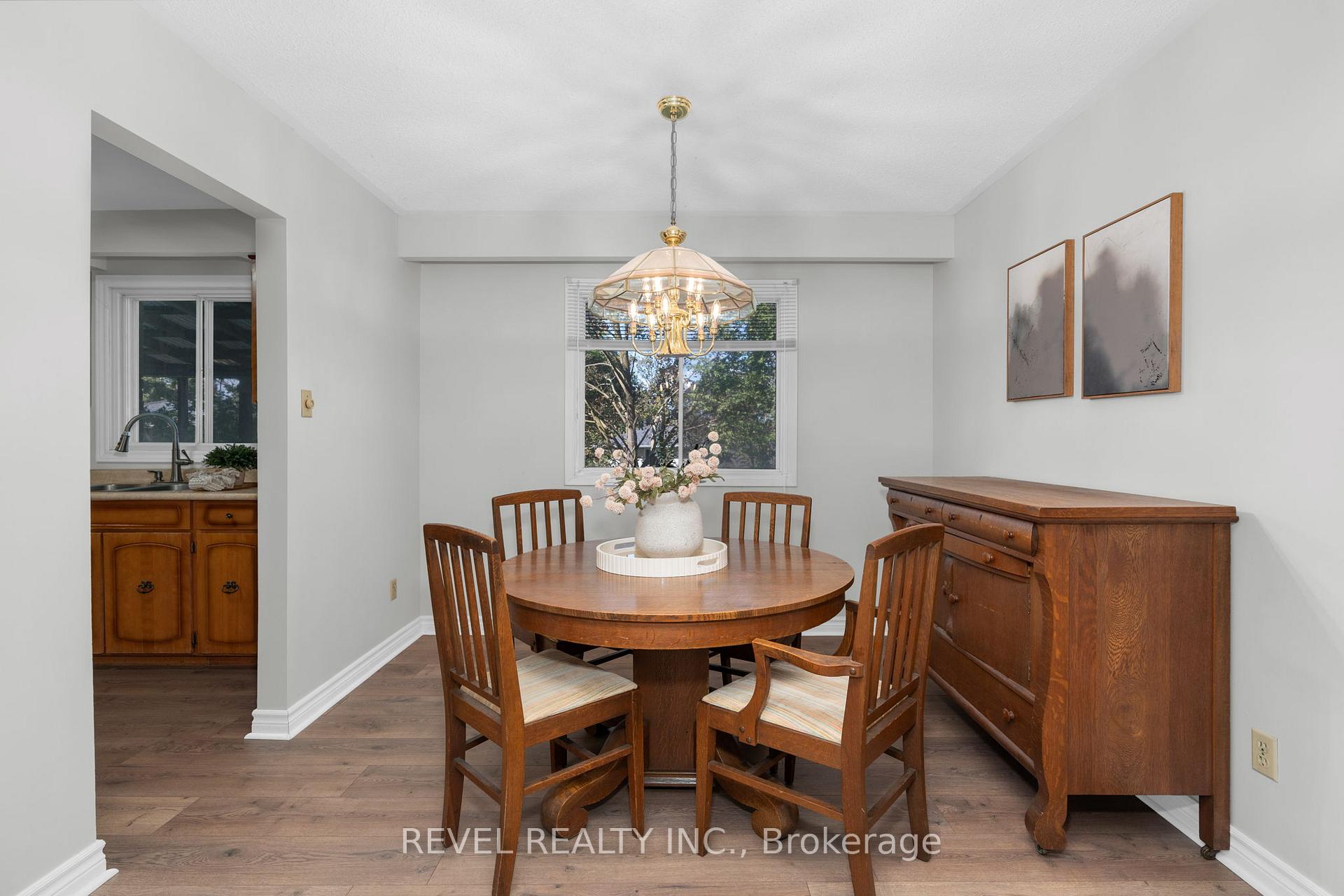 Photo 8 of 22 Belcourt Avenue, Barrie, Grove East — HOMEH
