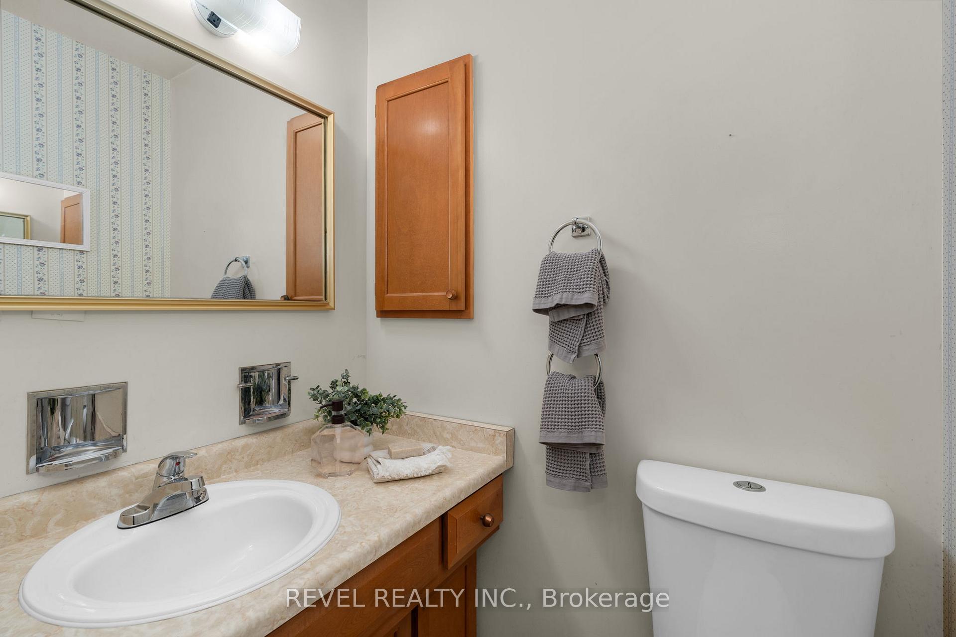 Photo 13 of 22 Belcourt Avenue, Barrie, Grove East — HOMEH