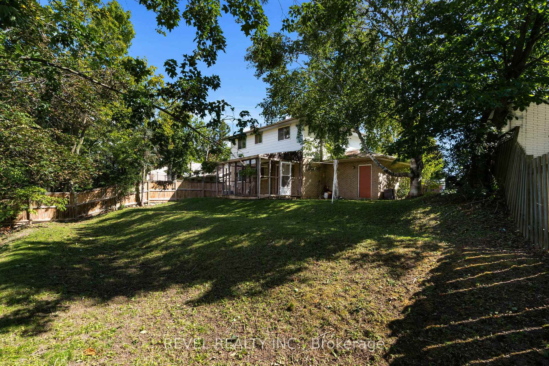 Photo 22 of 22 Belcourt Avenue, Barrie, Grove East — HOMEH