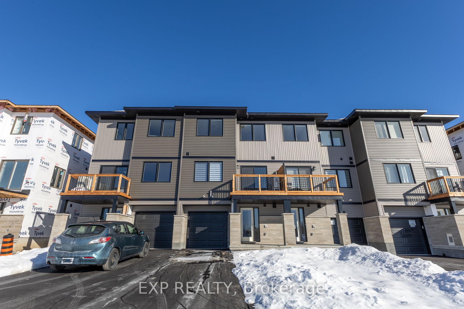 Photo 2 of 1202 Cope Drive, Ottawa, Stittsville (South) — HOMEH