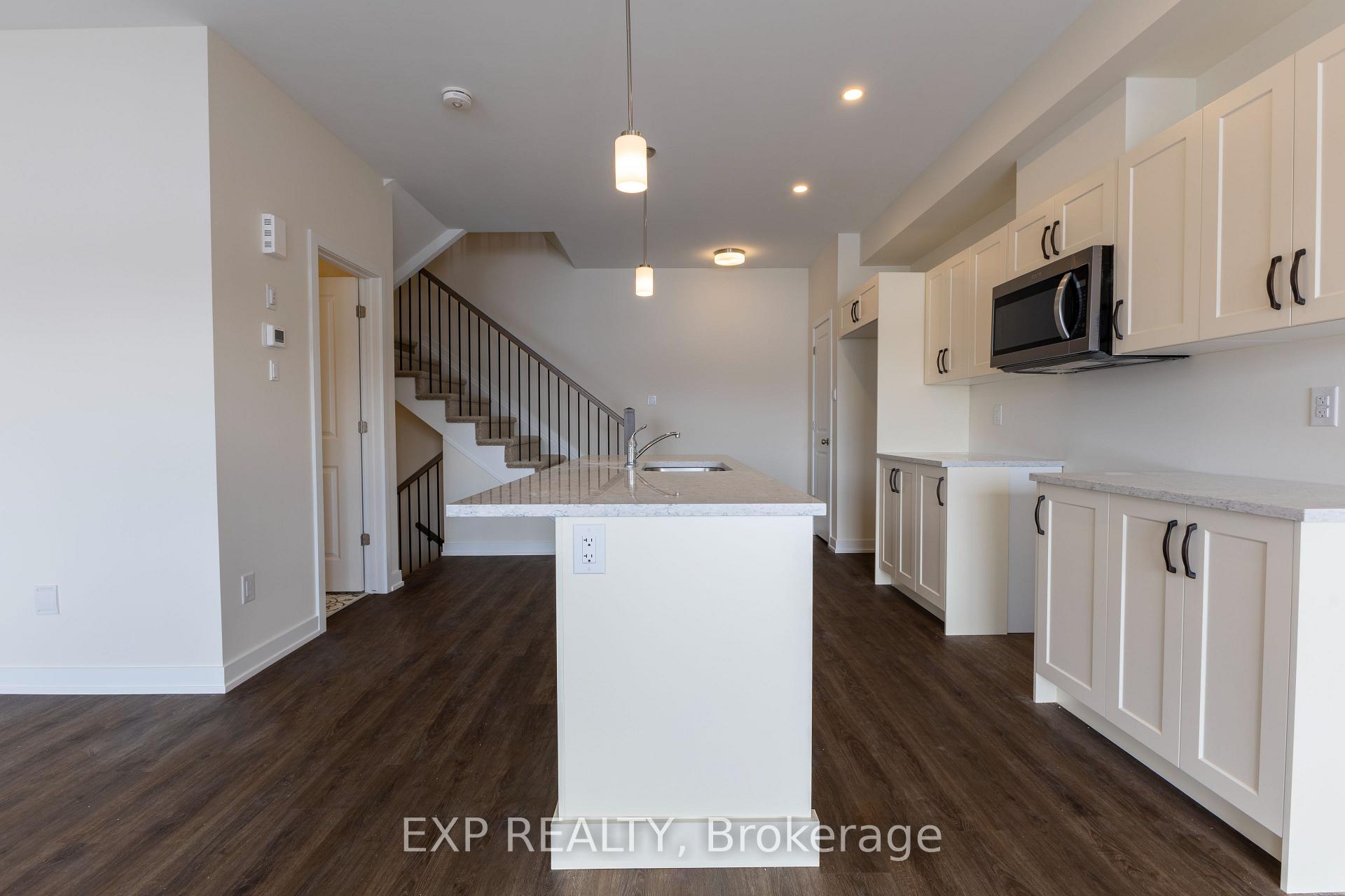 Photo 11 of 1202 Cope Drive, Ottawa, Stittsville (South) — HOMEH