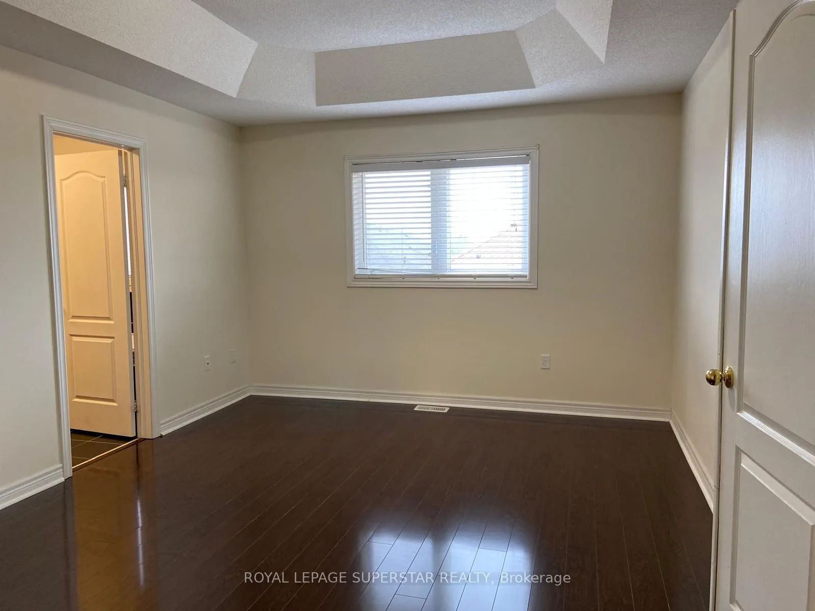 Photo 6 of 27 Robitaille Road, Brampton, Sandringham-Wellington — HOMEH