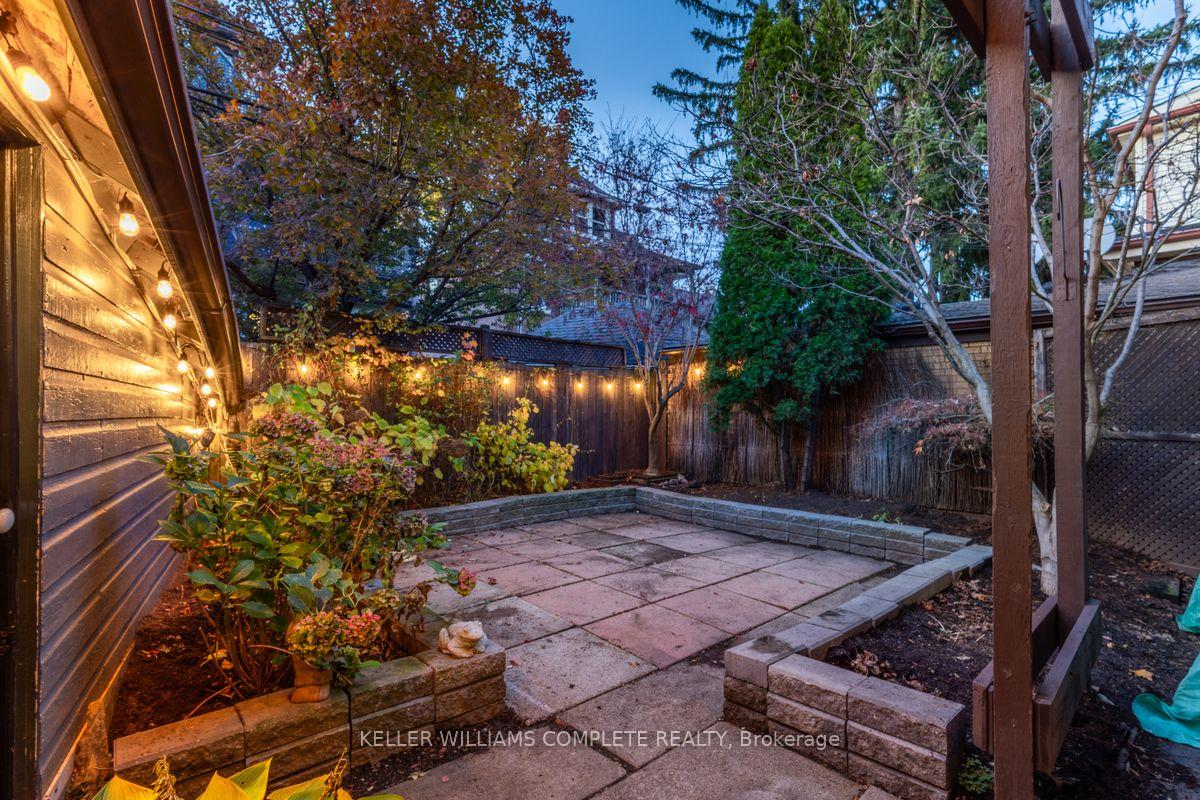 Photo 37 of 86 Eastbourne Avenue, Hamilton, St. Clair — HOMEH