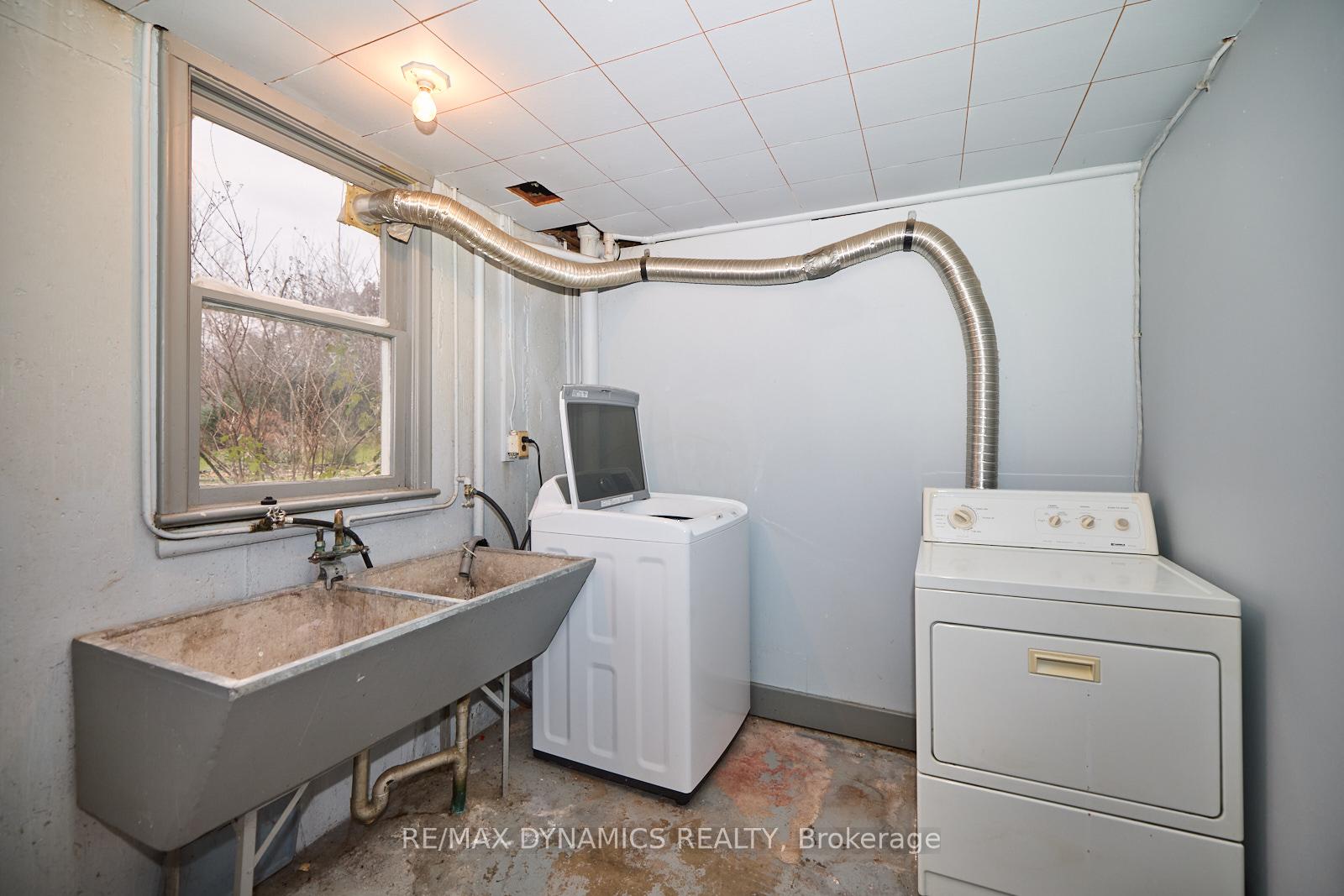 Photo 18 of 522 Ontario Street, St. Catharines, Lakeport — HOMEH