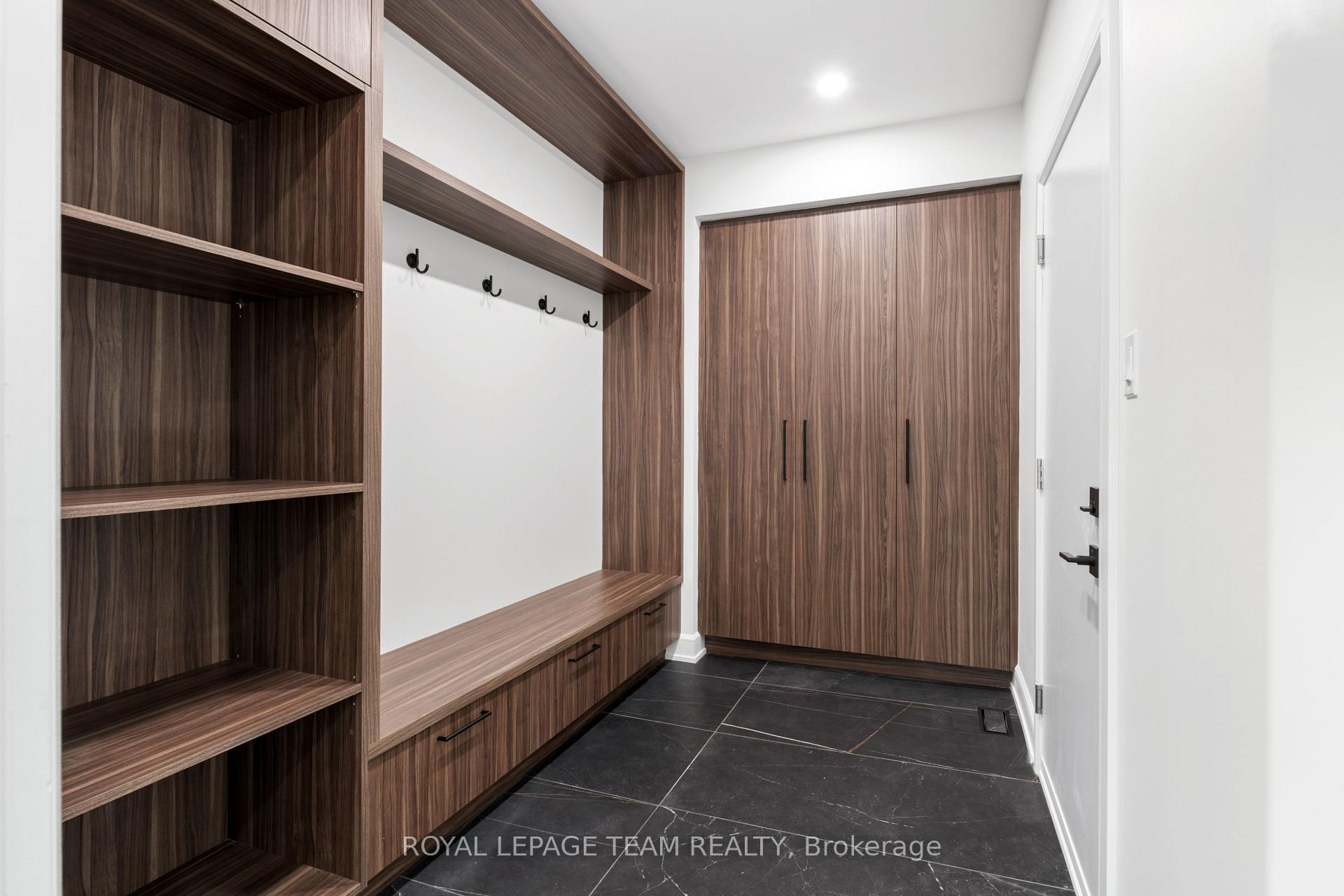 Photo 6 of 688 Hillcrest Avenue, Ottawa, Laurentianview — HOMEH