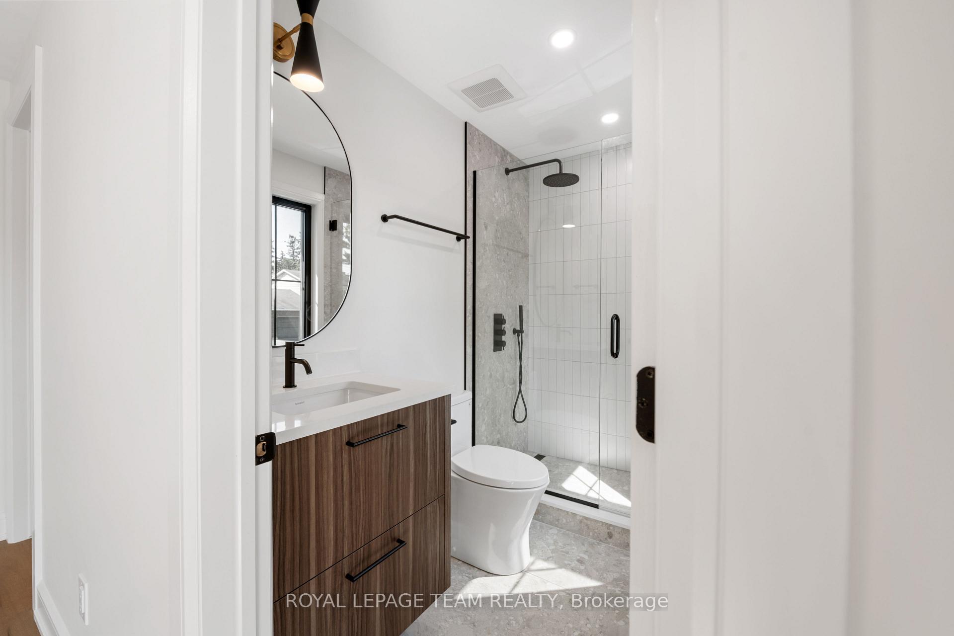 Photo 29 of 688 Hillcrest Avenue, Ottawa, Laurentianview — HOMEH