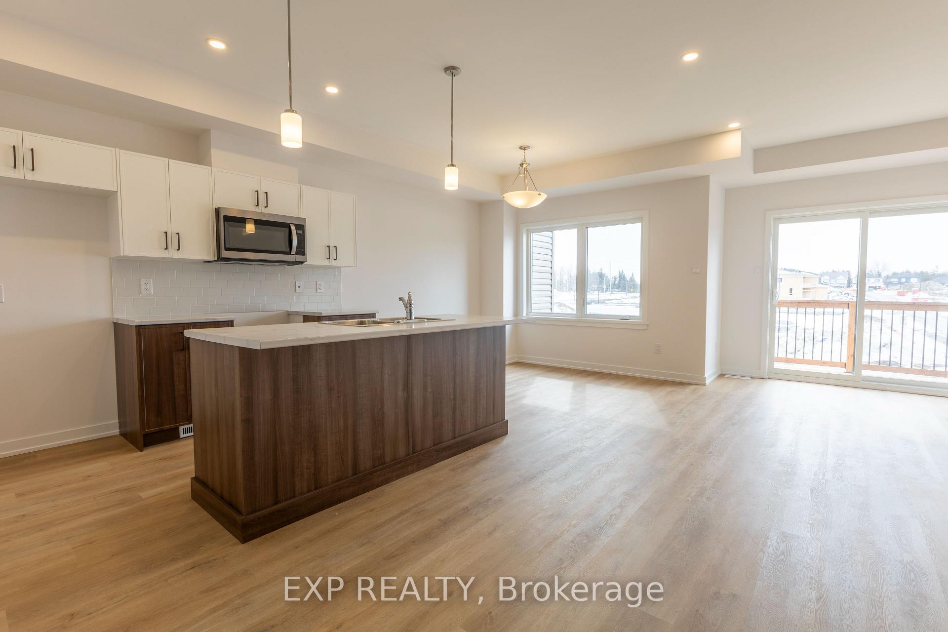 Photo 6 of 1204 Cope Drive, Ottawa, Stittsville (South) — HOMEH