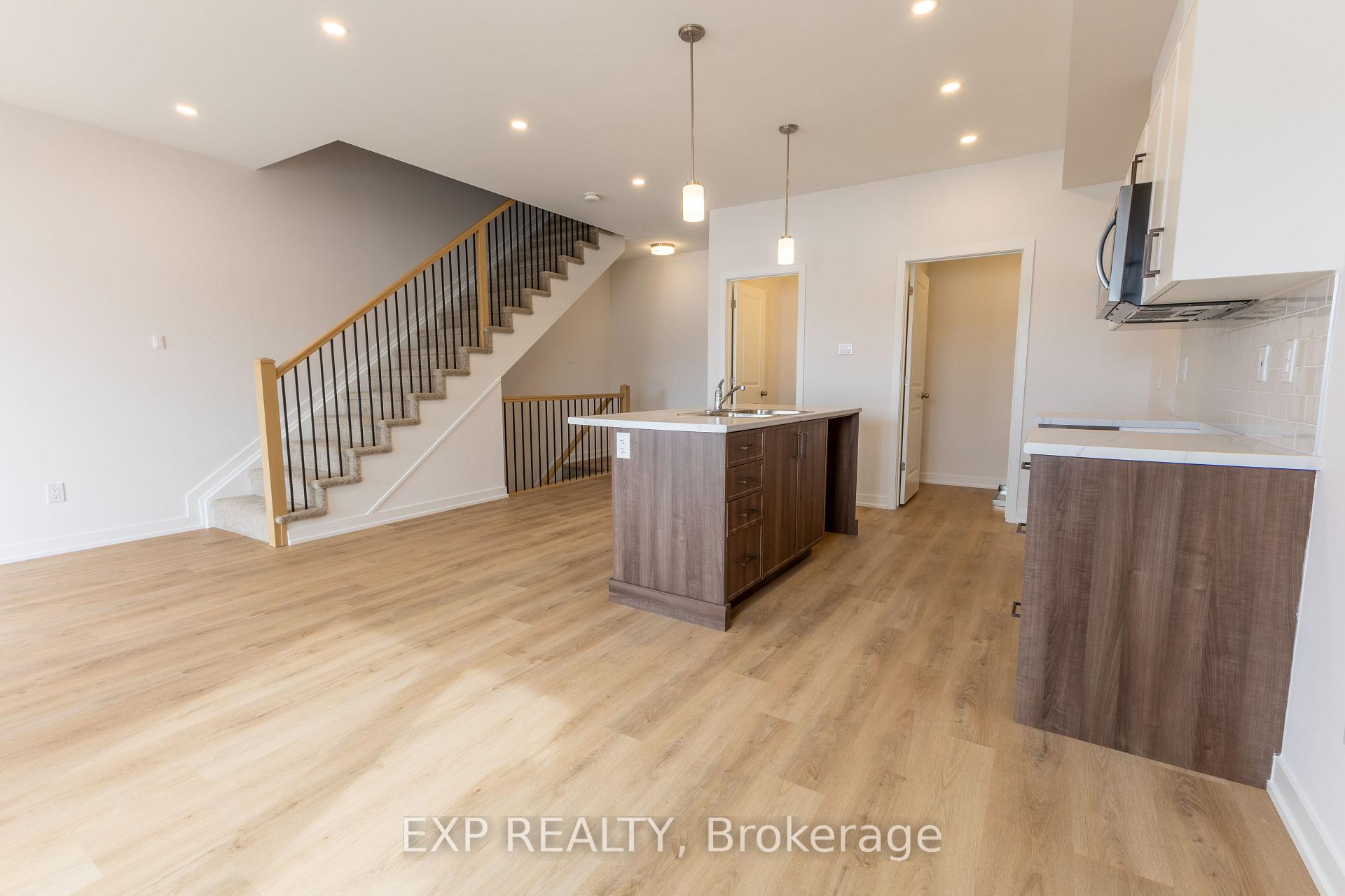 Photo 8 of 1204 Cope Drive, Ottawa, Stittsville (South) — HOMEH