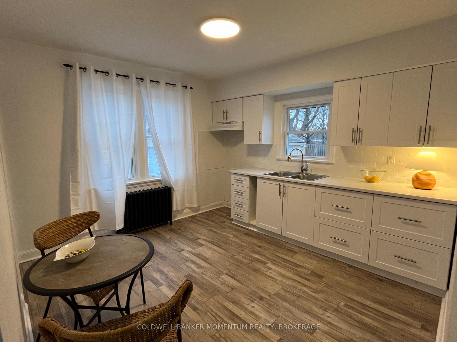 Photo 7 of 267 Niagara Street, St. Catharines, Facer — HOMEH