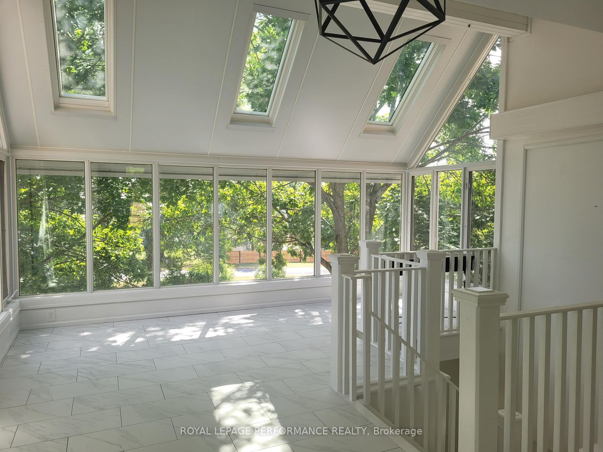 Photo 22 of 136B Glenncastle Drive, Ottawa, Carp — HOMEH