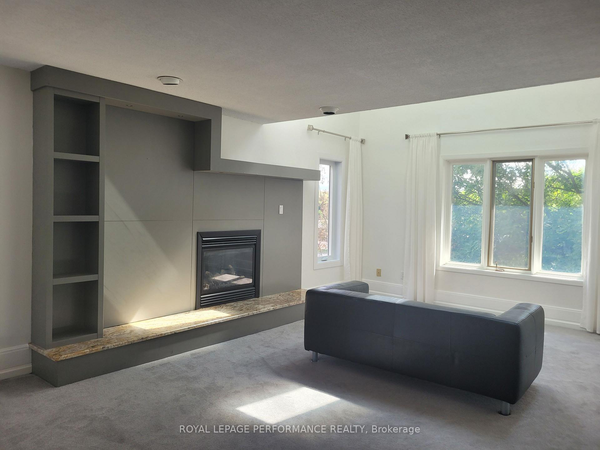 Photo 16 of 136B Glenncastle Drive, Ottawa, Carp — HOMEH