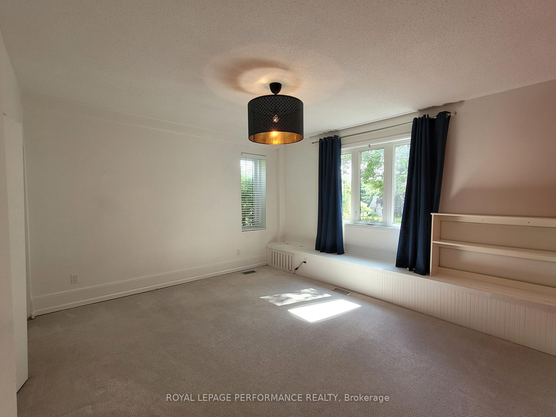 Photo 34 of 136B Glenncastle Drive, Ottawa, Carp — HOMEH