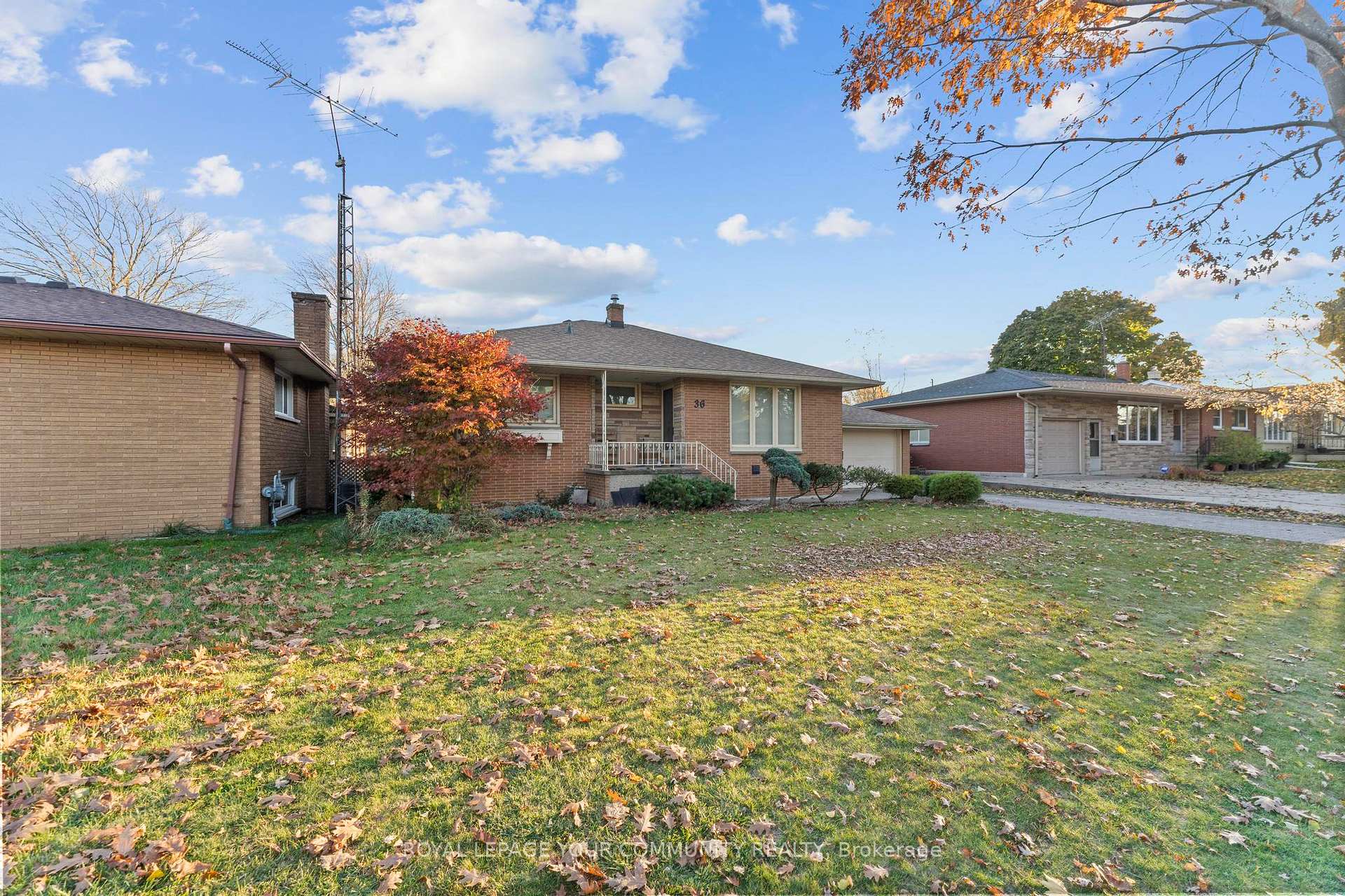 Photo 10 of 36 Pearl Avenue, Leamington — HOMEH
