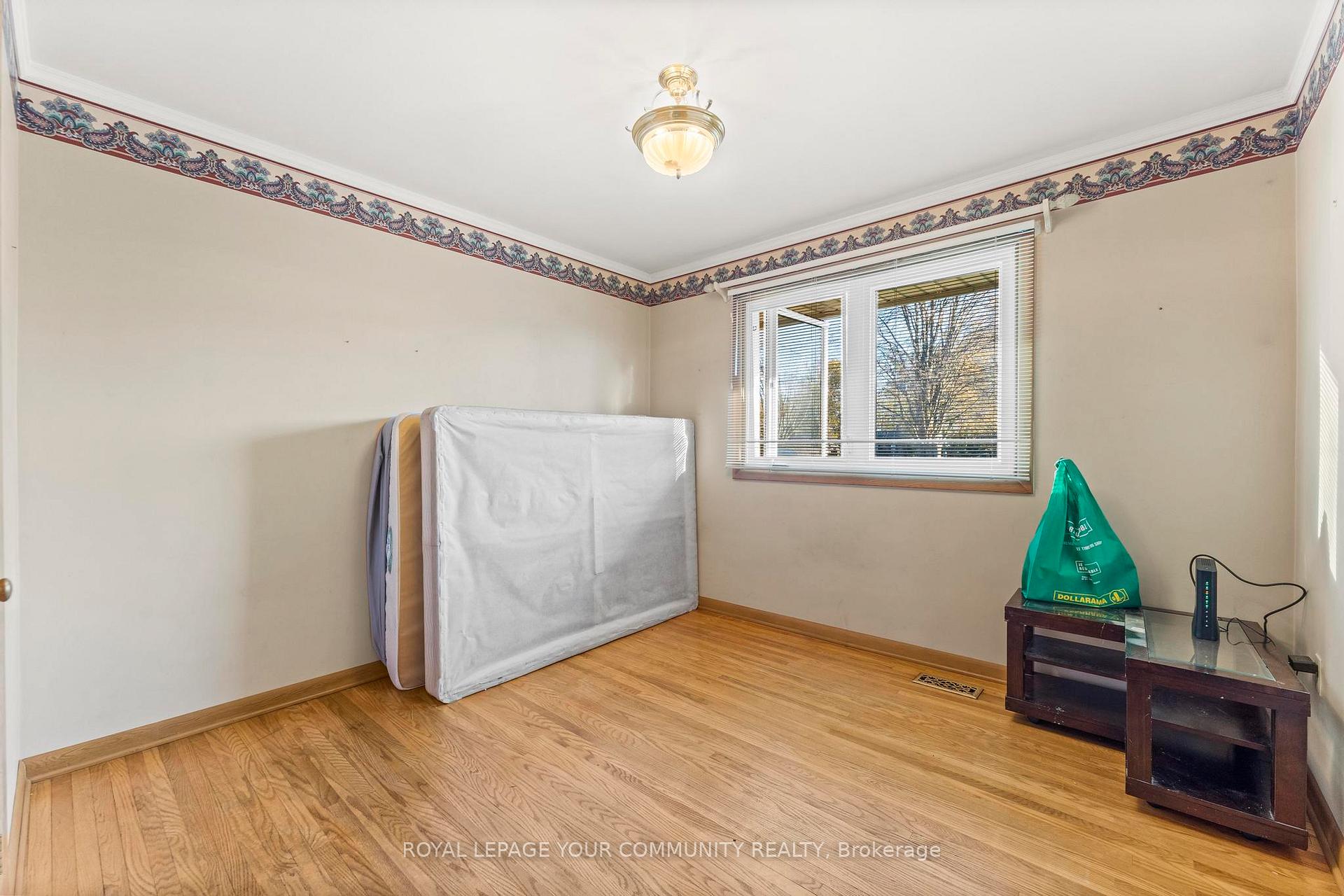 Photo 35 of 36 Pearl Avenue, Leamington — HOMEH