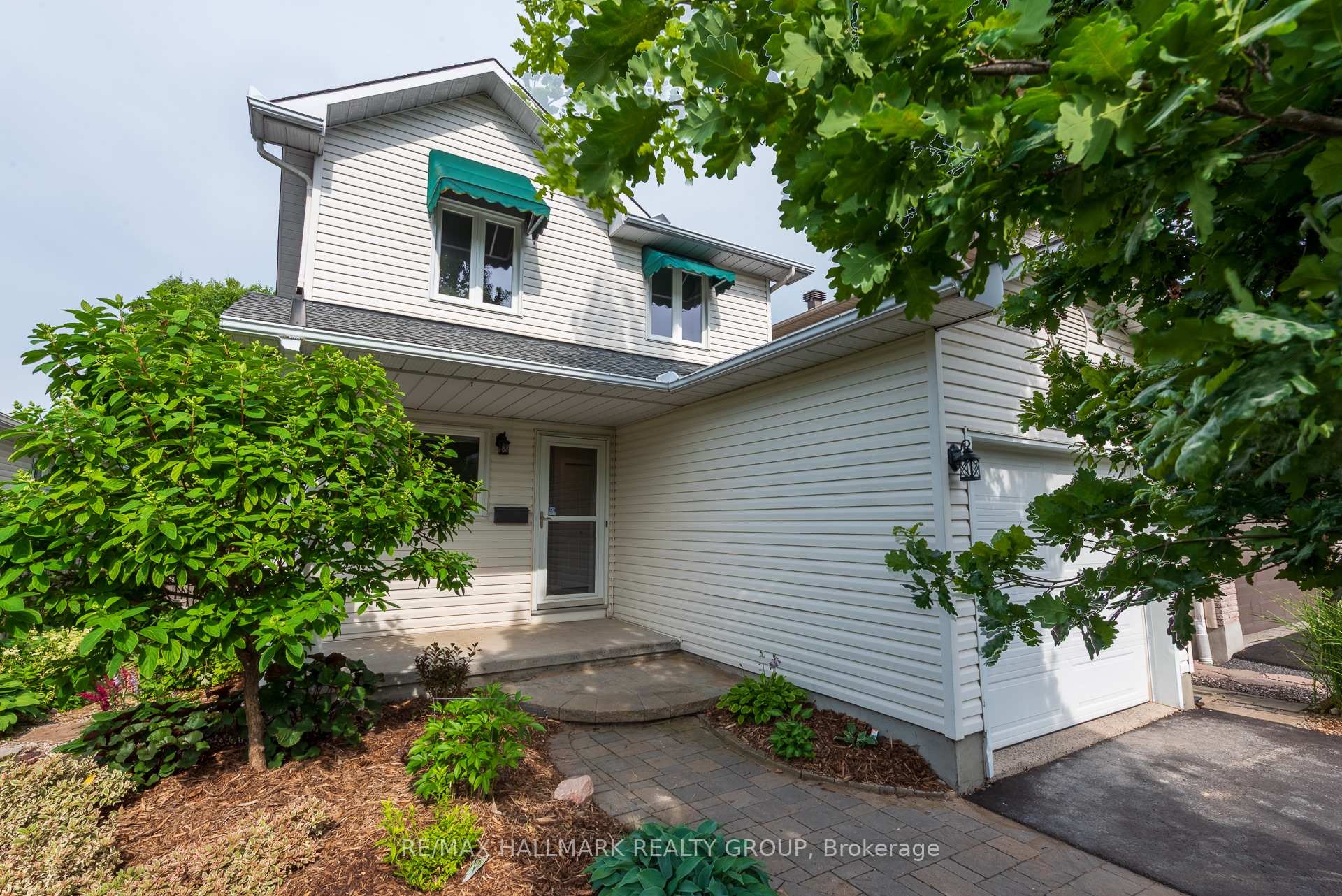 Photo 1 of 1199 Whiterock Street, Ottawa, Carson Grove — HOMEH
