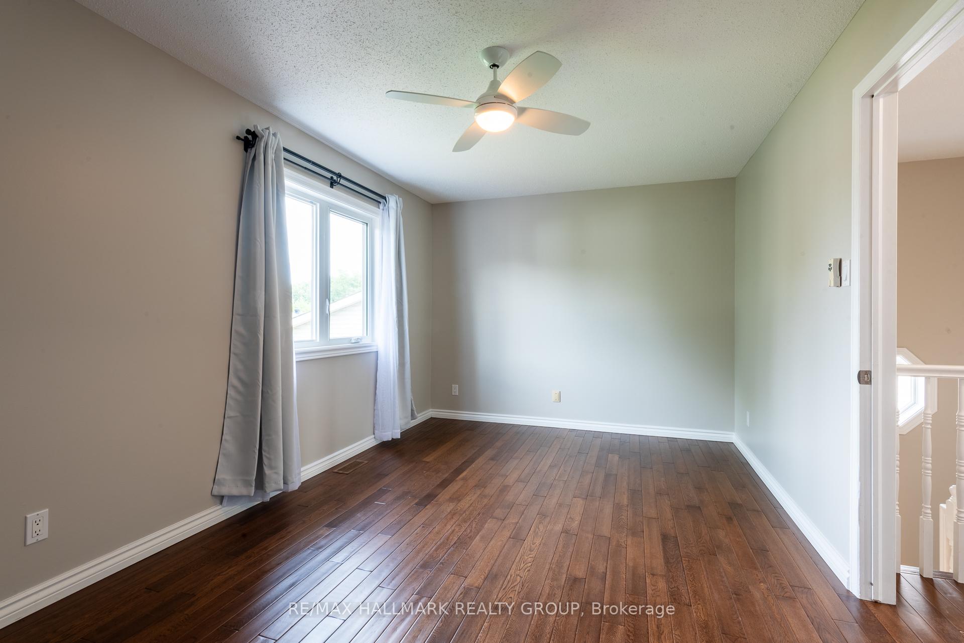 Photo 13 of 1199 Whiterock Street, Ottawa, Carson Grove — HOMEH