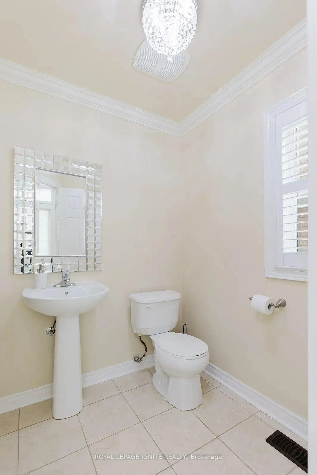 Photo 6 of 189 Glenabbey Drive, Clarington, Courtice — HOMEH