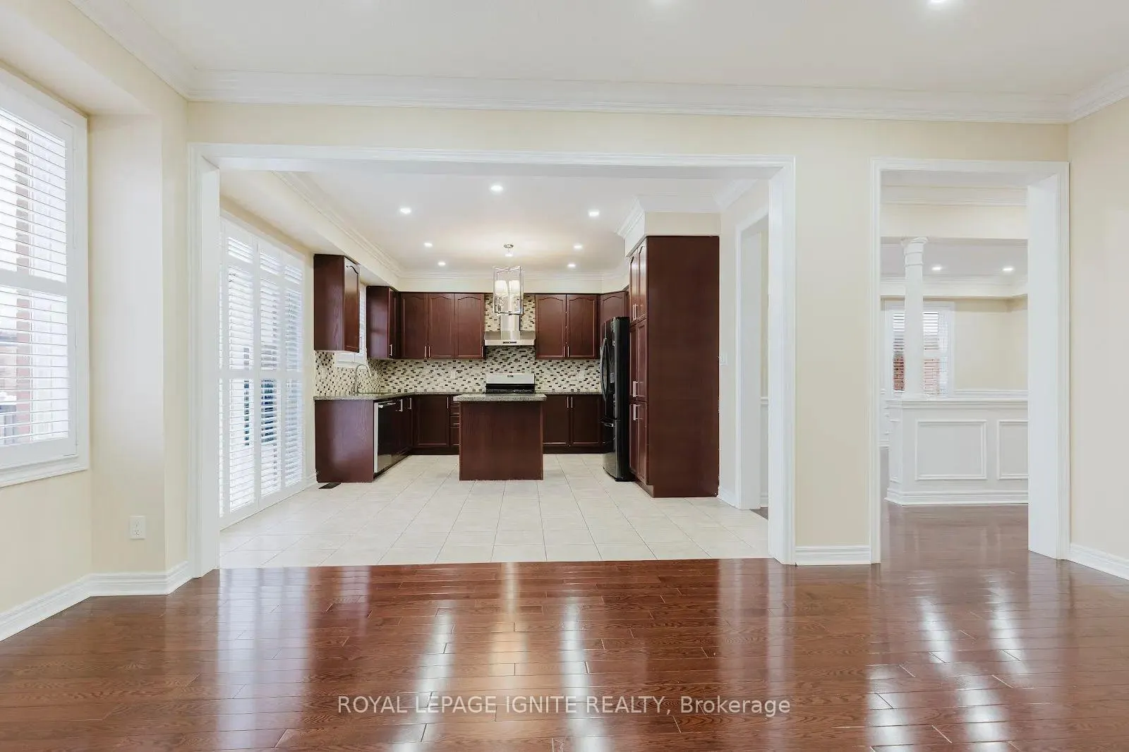 Photo 11 of 189 Glenabbey Drive, Clarington, Courtice — HOMEH