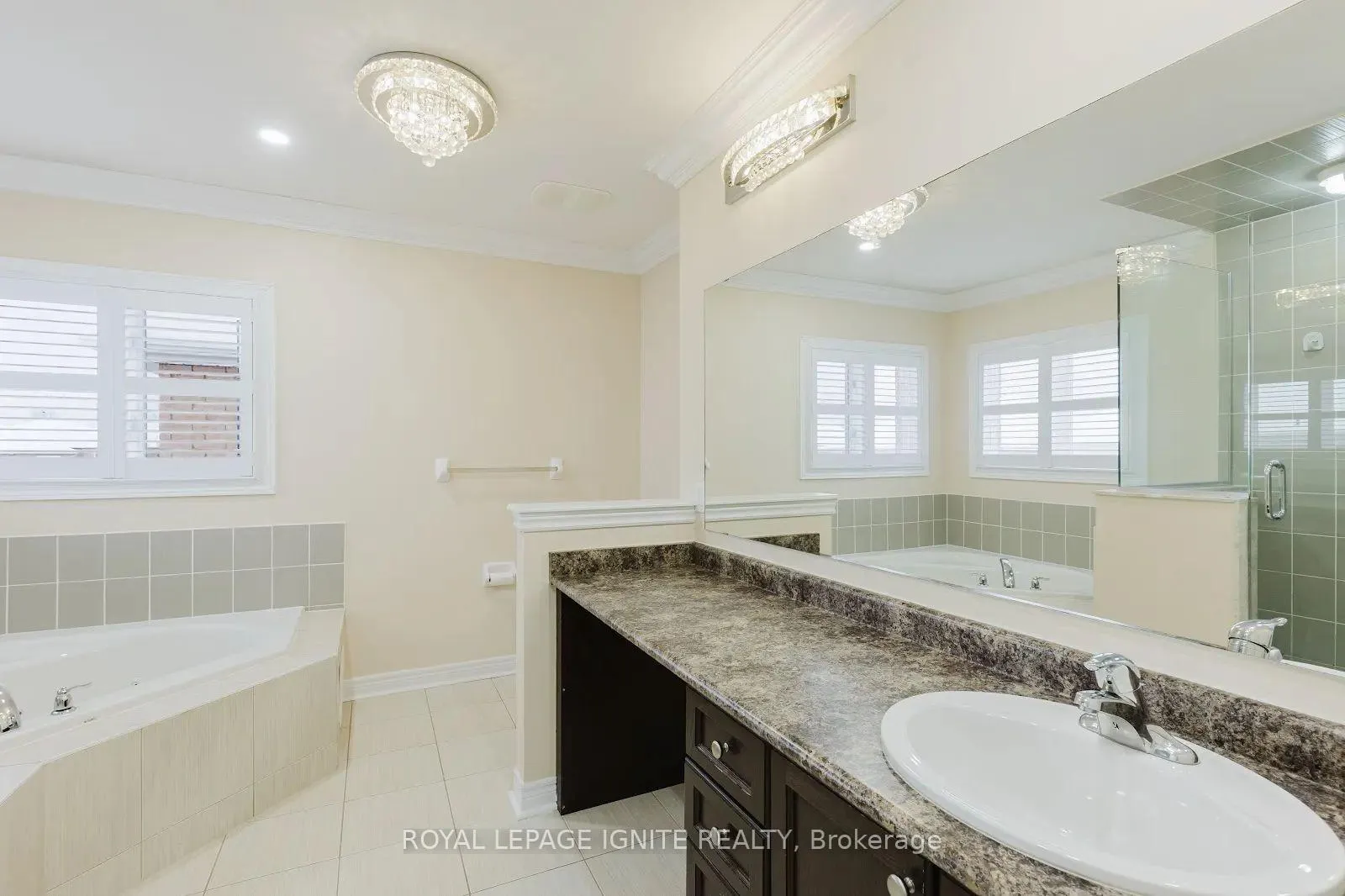 Photo 20 of 189 Glenabbey Drive, Clarington, Courtice — HOMEH