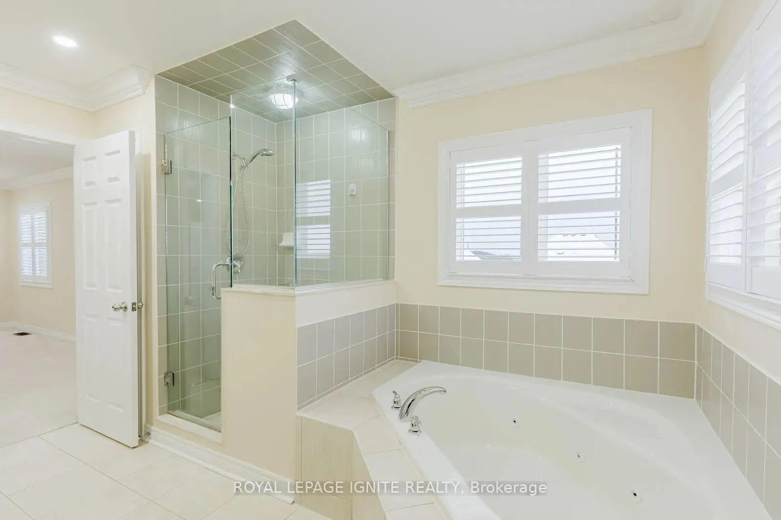 Photo 21 of 189 Glenabbey Drive, Clarington, Courtice — HOMEH
