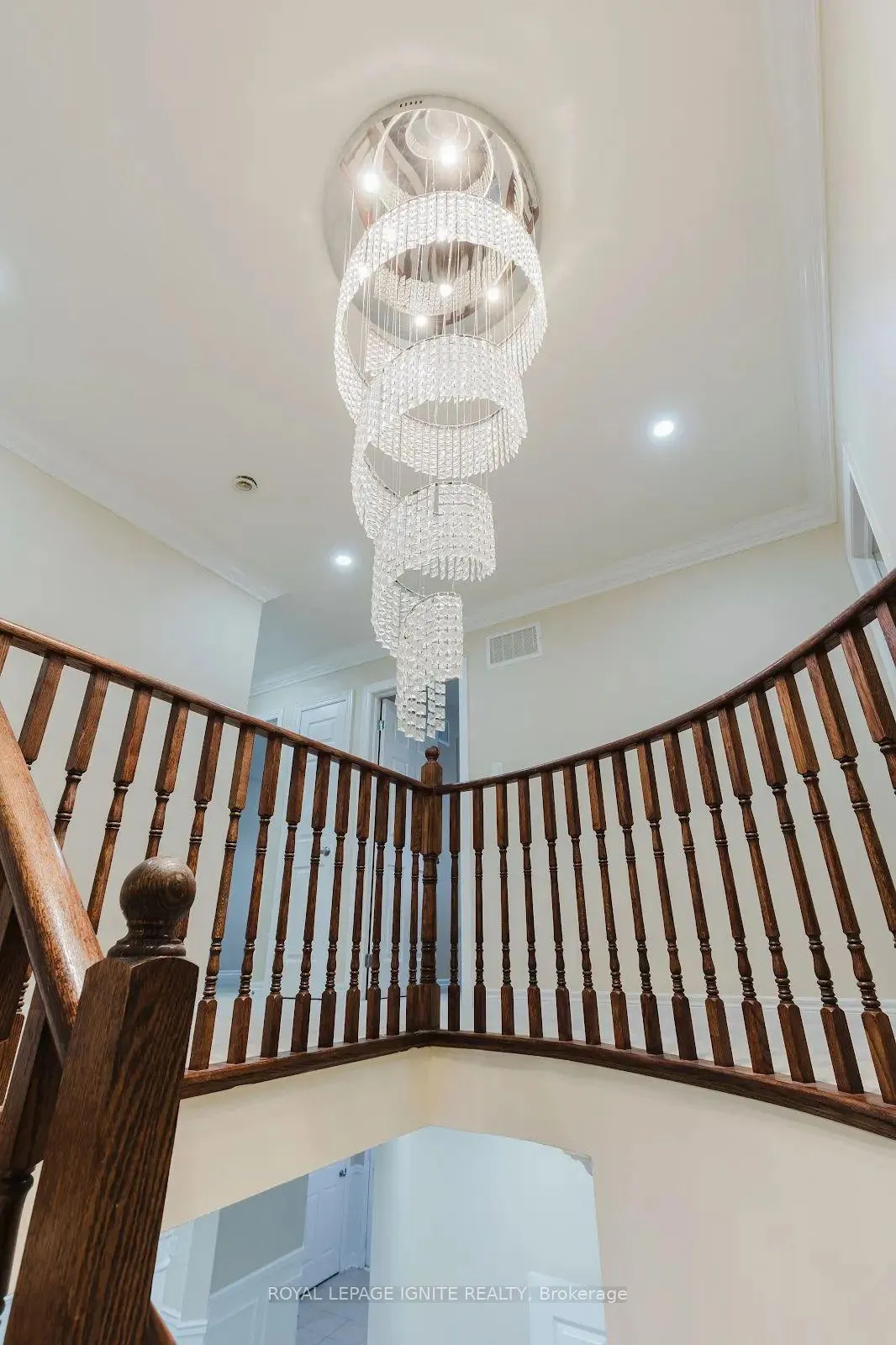 Photo 22 of 189 Glenabbey Drive, Clarington, Courtice — HOMEH