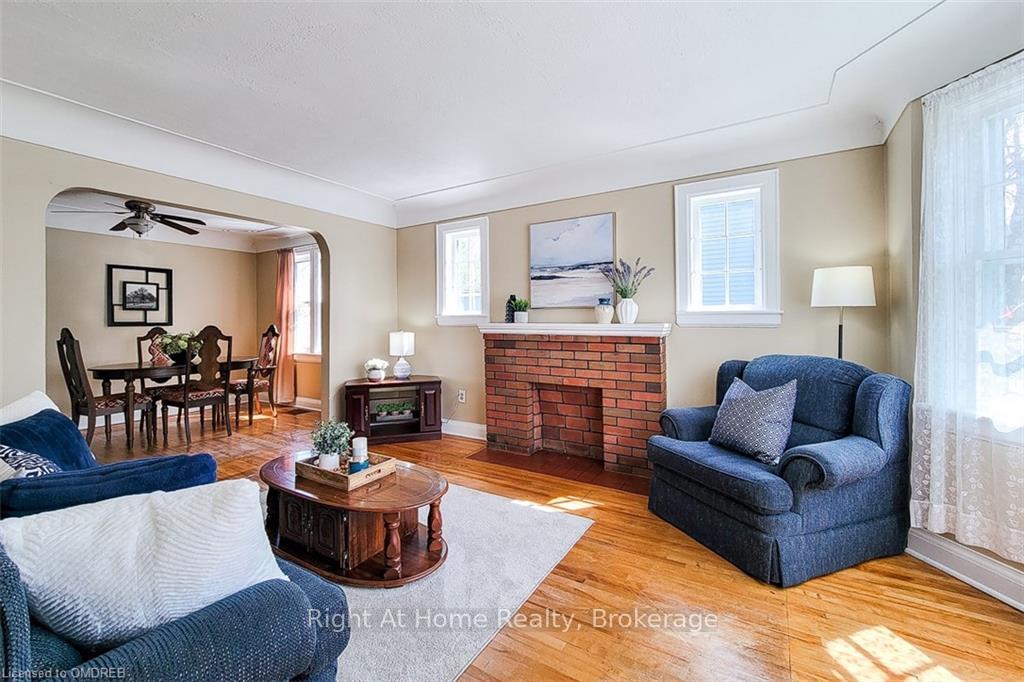 Photo 8 of 98 Royal Avenue, Hamilton, Ainslie Wood — HOMEH
