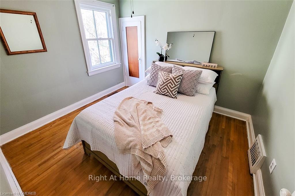 Photo 24 of 98 Royal Avenue, Hamilton, Ainslie Wood — HOMEH