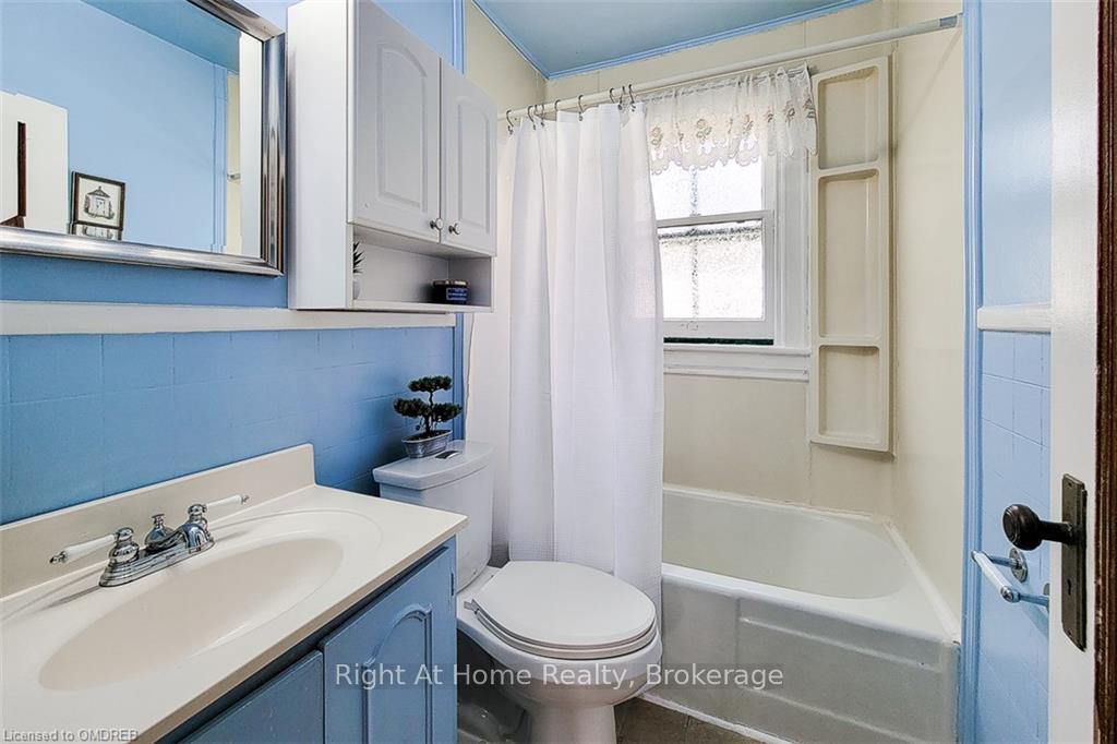 Photo 29 of 98 Royal Avenue, Hamilton, Ainslie Wood — HOMEH