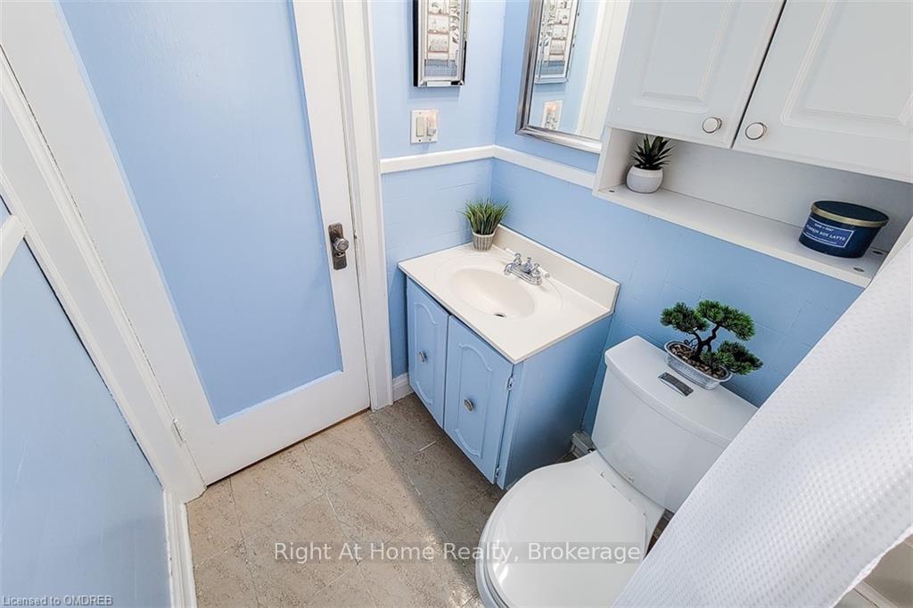 Photo 30 of 98 Royal Avenue, Hamilton, Ainslie Wood — HOMEH