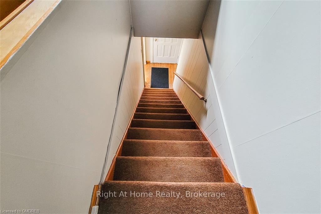 Photo 32 of 98 Royal Avenue, Hamilton, Ainslie Wood — HOMEH