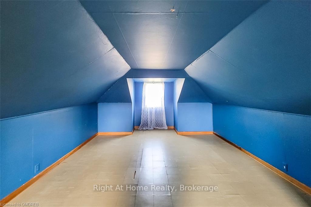 Photo 33 of 98 Royal Avenue, Hamilton, Ainslie Wood — HOMEH