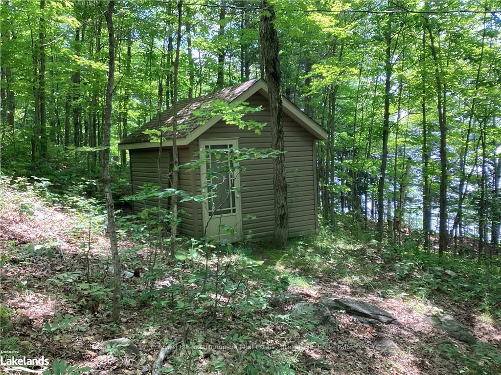 Photo 3 of 40 Jack & Verna'S Lane, Magnetawan, Spence — HOMEH