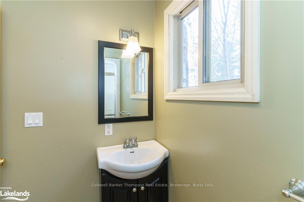 Photo 11 of 40 Jack & Verna'S Lane, Magnetawan, Spence — HOMEH