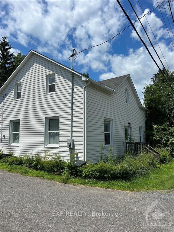 Photo 2 of 3630 Mcbean Street, Ottawa, Richmond — HOMEH