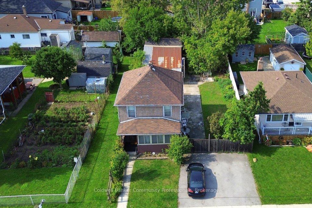 Photo 4 of 413 Brunswick Street, Hamilton, McQuesten — HOMEH