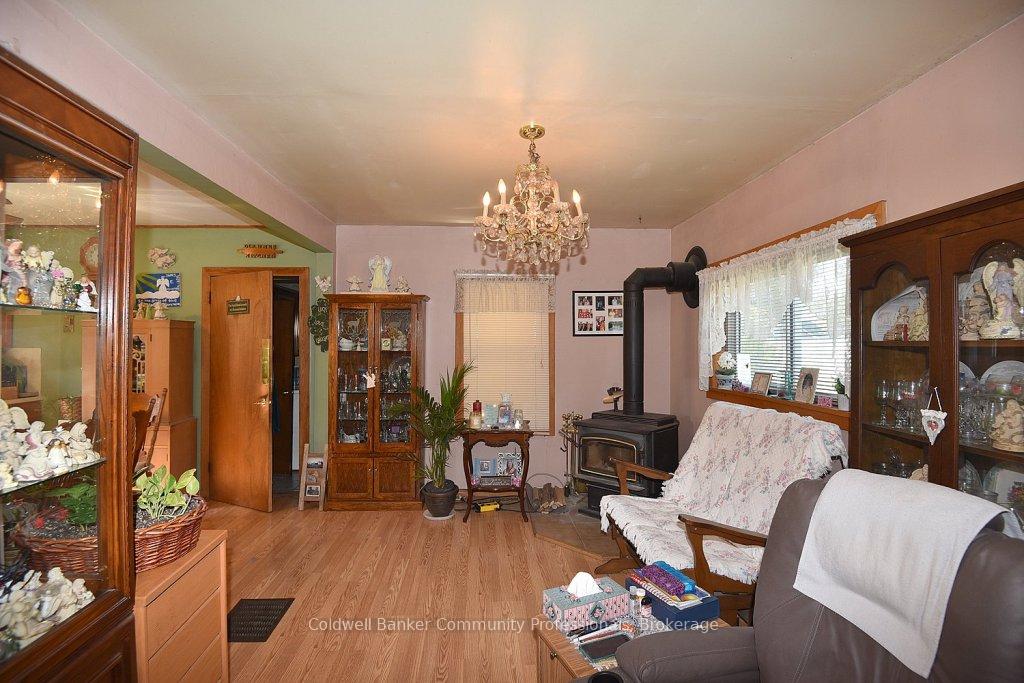 Photo 17 of 413 Brunswick Street, Hamilton, McQuesten — HOMEH